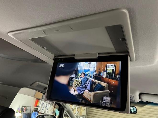 アルファードＳ　Ｃパッケージ後期型　本州仕入　ワンオーナー　寒冷地仕様　禁煙車　プリクラッシュ　レーダークルーズ　パーキングサポートブレーキ　レーントレーシング　純正１８インチＡＷ　社外１７ＡＷ＋スタッドレスタイヤ付　純正ナビ（フルセグ地デジ　Ｂｌｕｅｔｏｏｔｈ）＋バックカメラ　両側パワースライドドア　パワーバックドア　純正ブラックレザーシート　電動オットマン　三眼ＬＥＤヘッドライト　前後ドライブレコーダー　両席シートヒーター＆クーラー 4WD 2500 5Dr