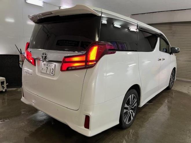 アルファードＳ　Ｃパッケージ後期型　ワンオーナー　寒冷地仕様　禁煙車　プリクラッシュ　レーダークルーズ　パーキングサポートブレーキ　レーントレーシング　純正１８インチＡＷ　社外１７ＡＷ＋スタッドレスタイヤ付　純正ナビ（フルセグ地デジ　Ｂｌｕｅｔｏｏｔｈ）＋バックカメラ　デジタルインナーミラー　両側パワースライドドア　パワーバックドア　純正ブラックレザーシート　電動オットマン　三眼ＬＥＤヘッドライト　前後ドライブレコーダー 4WD 2500 5Dr