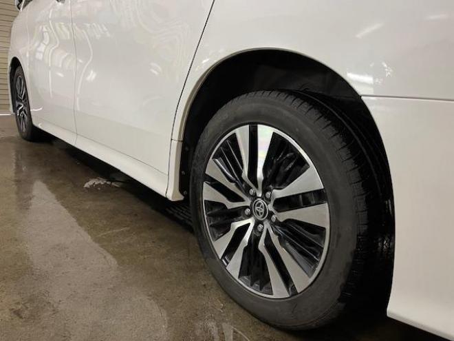 アルファードＳ　Ｃパッケージ後期型　ワンオーナー　寒冷地仕様　禁煙車　プリクラッシュ　レーダークルーズ　パーキングサポートブレーキ　レーントレーシング　純正１８インチＡＷ　社外１７ＡＷ＋スタッドレスタイヤ付　純正ナビ（フルセグ地デジ　Ｂｌｕｅｔｏｏｔｈ）＋バックカメラ　デジタルインナーミラー　両側パワースライドドア　パワーバックドア　純正ブラックレザーシート　電動オットマン　三眼ＬＥＤヘッドライト　前後ドライブレコーダー 4WD 2500 5Dr