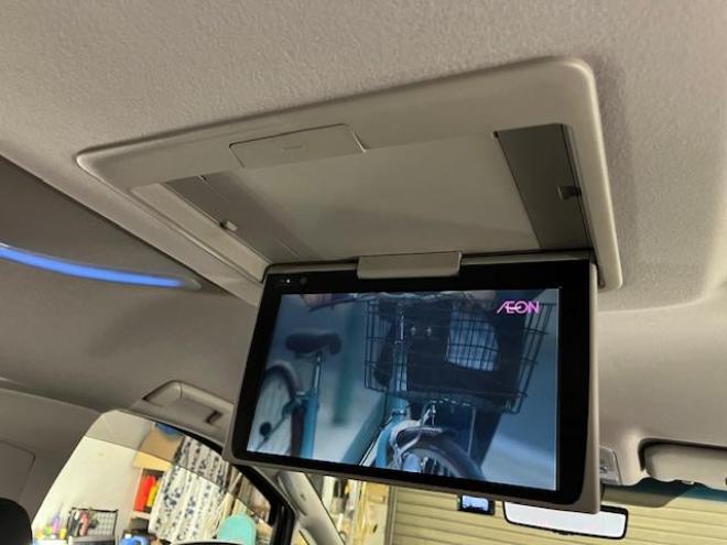 アルファードＳ　Ｃパッケージ後期型　ワンオーナー　寒冷地仕様　禁煙車　プリクラッシュ　レーダークルーズ　パーキングサポートブレーキ　レーントレーシング　純正１８インチＡＷ　社外１７ＡＷ＋スタッドレスタイヤ付　純正ナビ（フルセグ地デジ　Ｂｌｕｅｔｏｏｔｈ）＋バックカメラ　デジタルインナーミラー　両側パワースライドドア　パワーバックドア　純正ブラックレザーシート　電動オットマン　三眼ＬＥＤヘッドライト　前後ドライブレコーダー 4WD 2500 5Dr