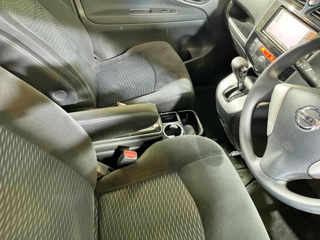 セレナ2.0 20X 4WD 5年保証 スマキー ナビTV Bカメ 寒冷地仕様 禁煙 車検整備2年付 修復歴無