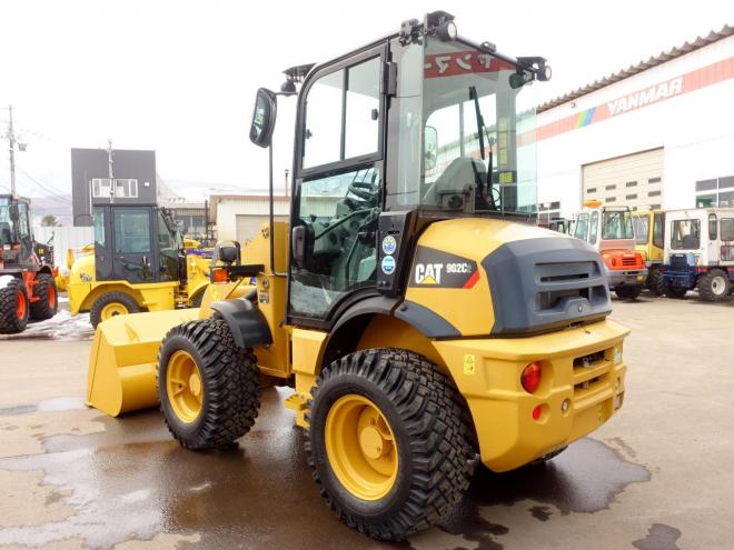 ホイールローダCAT 902C2  バケット容量0.5m3