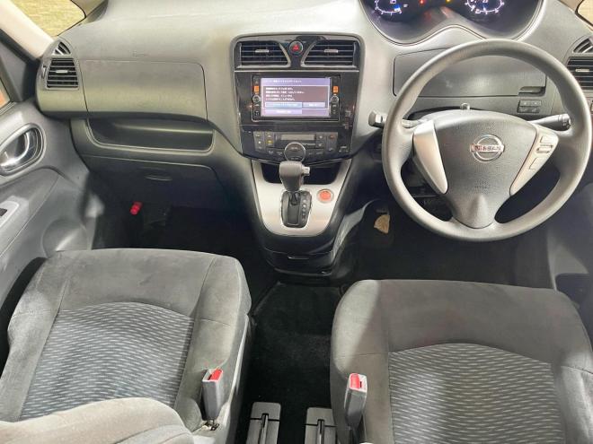 セレナ2.0 20X AセーフティPKG 4WD 5年保証 スマキー ナビTV ETC 寒冷地仕様 禁煙 車検整備2年付 修復歴無