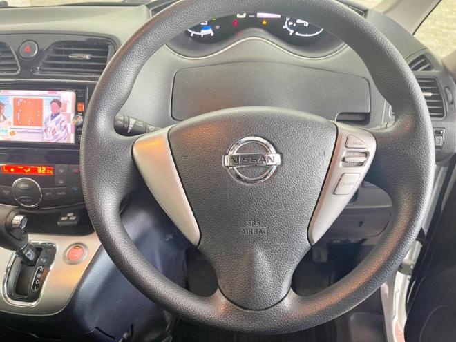 セレナ20X AセーフティPKG 4WD 5年保証 スマキー パワスラ Bカメ ナビTV ETC 寒冷地仕様 禁煙 車検整備2年付