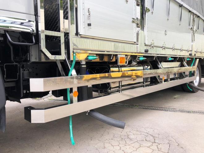 レンジャープロ未使用　ワイド増t　家畜運搬車　中型トラック　nlt