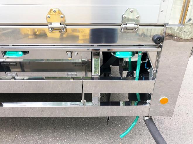 レンジャープロ未使用　ワイド増t　家畜運搬車　中型トラック　nlt