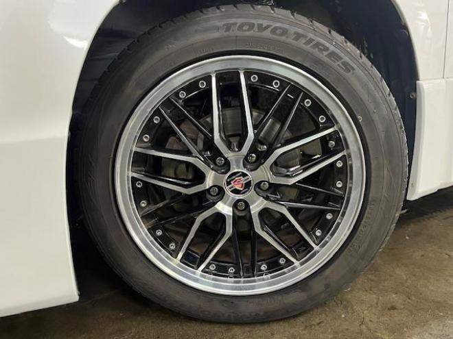 アルファード２４０Ｓ　リミテッド　本州仕入　禁煙車　ＷＡＫＯＳバリアスコーティング済　シュタイナー１８インチＡＷ　純正１６ＡＷ＋スタッドレスタイヤ付　両側パワースライドドア　純正ナビ（地デジ　ＤＶＤ再生）＋バックカメラ　前後コーナーセンサー　横滑り防止装置　ＨＩＤ　ＥＴＣ 　タイミングチェーン 4WD 2400 5Dr