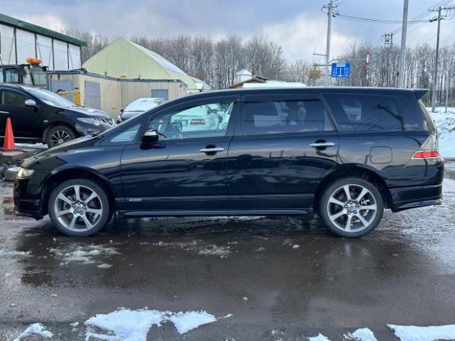 オデッセイ2.4アブソルート 5名 4WD 2400 5Dr