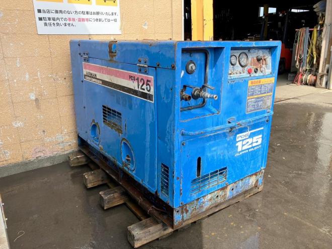 コンプレッサー北越　中古　エアマン　PDS125　エンジンコンプレッサー