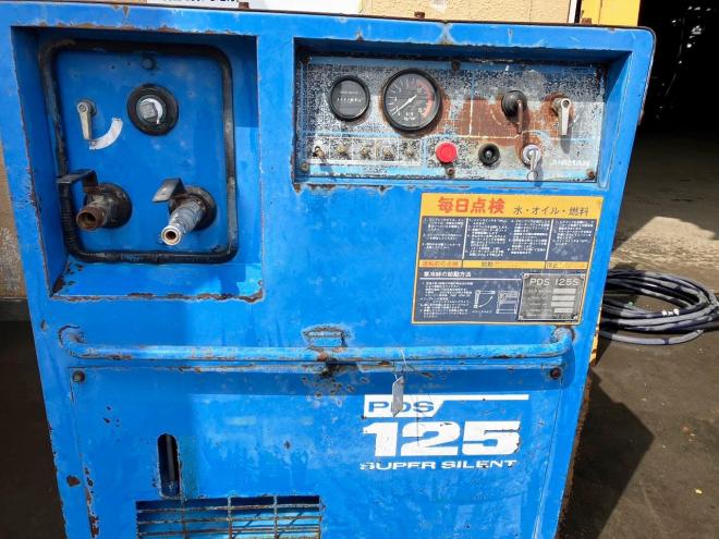 コンプレッサー北越　中古　エアマン　PDS125　エンジンコンプレッサー