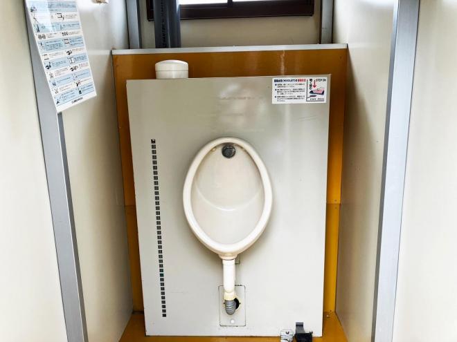 仮設トイレ中古　プレハブ式　簡易水洗トイレ　男性用　シングル