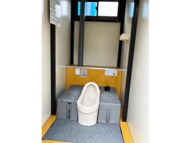 仮設トイレ中古　プレハブ式　簡易水洗トイレ　シングル