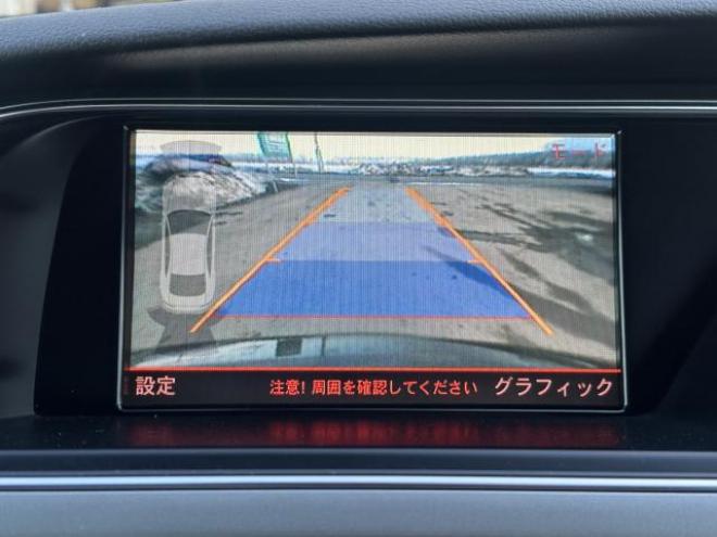 アウディ4.2FSIクワトロ 4名 4WD 4200 2Dr