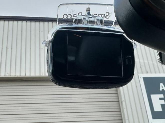 アウディ4.2FSIクワトロ 4名 4WD 4200 2Dr