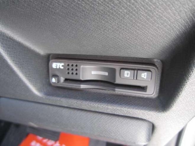 ステップワゴン2.0 スパーダ Z HDDナビ エディション　両側電動パワスラドア 車検R8年7月 2WD 2000