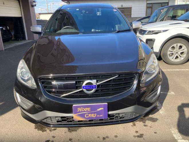 ボルボXC60 Rデザイン 28年モデル 4WD 2500 5Dr