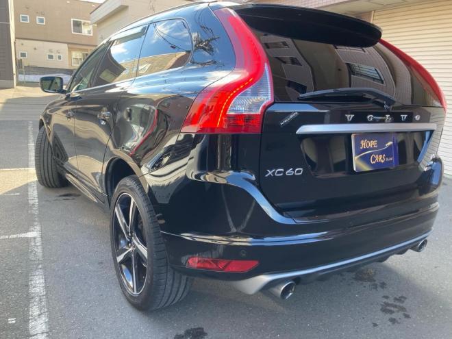 ボルボXC60 Rデザイン 28年モデル 4WD 2500 5Dr