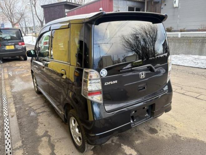 ライフ（店長おすすめコミコミ車）DiVA スマートスタイル 4WD 660 5Dr