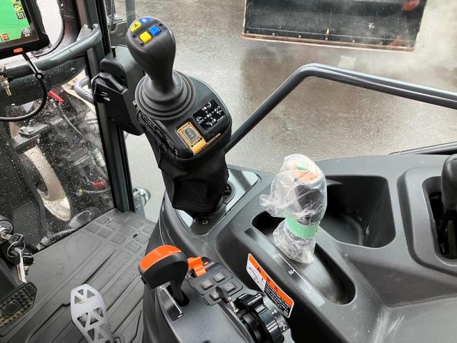 トラクタークボタ　中古　MR1000