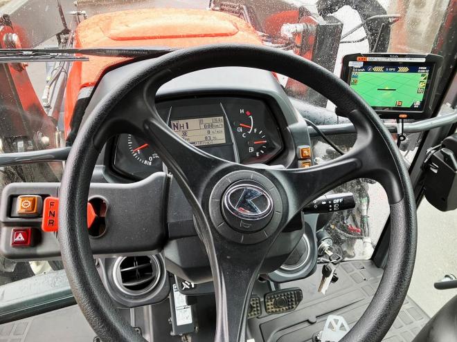 トラクタークボタ　中古　MR1000
