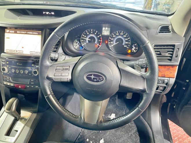 アウトバックアウトバック2.5i Lパッケージ 4WD 5年保証 タイベル換済 マッキントッシュ ナビ Bカメ スマキー パドルシフト 寒冷地仕様 禁煙 車検整備2年付