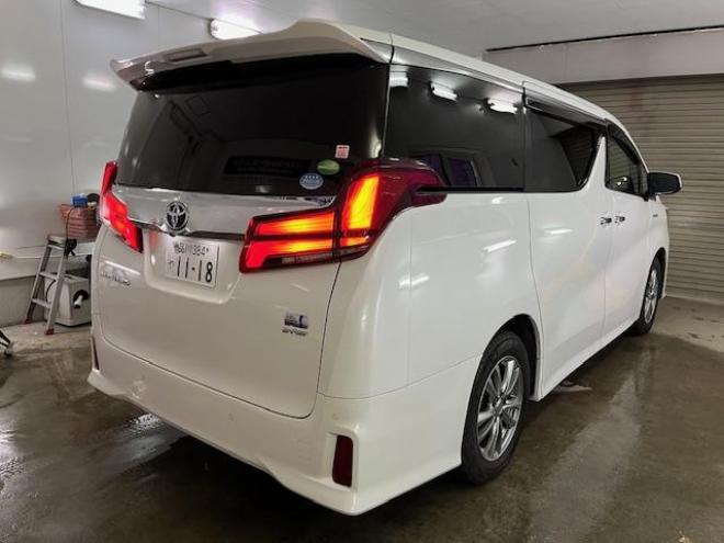 アルファードハイブリッドＳＲ　Ｃパッケージ　本州仕入　ワンオーナー　寒冷地仕様　禁煙車　電動ツインサンルーフ　ＪＢＬサウンド　プリクラッシュ　レーダークルーズ　社外１７インチＡＷ　社外１７ＡＷ＋スタッドレスタイヤ付　純正ナビ（フルセグ地デジ　ＤＶＤ再生　Ｂｌｕｅｔｏｏｔｈ）＋バックカメラ　純正リアフリップダウンモニター　全方位カメラ　デジタルインナーミラー　両側パワースライドドア　パワーバックドア　純正ブラックレザーシート　電動オットマン　ＬＥＤヘッドライト　純正ドライブレコーダー 4WD 2500 5Dr