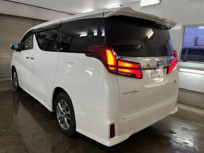 アルファードハイブリッドＳＲ　Ｃパッケージ　本州仕入　ワンオーナー　寒冷地仕様　禁煙車　電動ツインサンルーフ　ＪＢＬサウンド　プリクラッシュ　レーダークルーズ　社外１７インチＡＷ　社外１７ＡＷ＋スタッドレスタイヤ付　純正ナビ（フルセグ地デジ　ＤＶＤ再生　Ｂｌｕｅｔｏｏｔｈ）＋バックカメラ　純正リアフリップダウンモニター　全方位カメラ　デジタルインナーミラー　両側パワースライドドア　パワーバックドア　純正ブラックレザーシート　電動オットマン　ＬＥＤヘッドライト　純正ドライブレコーダー 4WD 2500 5Dr