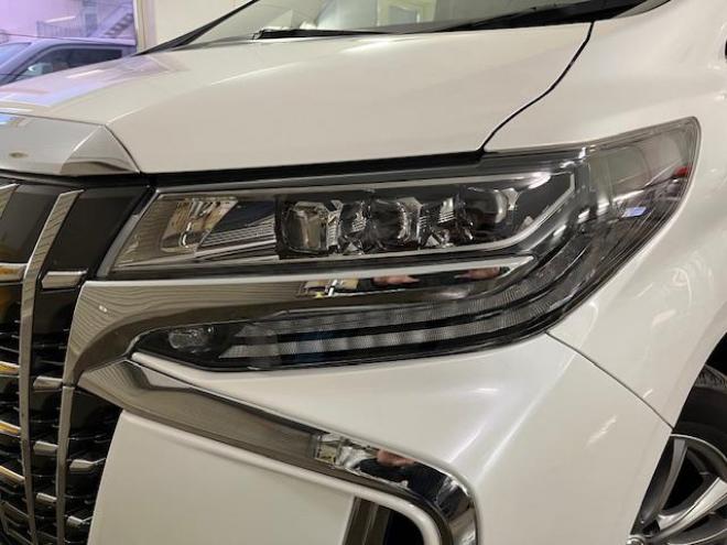 アルファードハイブリッドＳＲ　Ｃパッケージ　本州仕入　ワンオーナー　寒冷地仕様　禁煙車　電動ツインサンルーフ　ＪＢＬサウンド　プリクラッシュ　レーダークルーズ　社外１７インチＡＷ　社外１７ＡＷ＋スタッドレスタイヤ付　純正ナビ（フルセグ地デジ　ＤＶＤ再生　Ｂｌｕｅｔｏｏｔｈ）＋バックカメラ　純正リアフリップダウンモニター　全方位カメラ　デジタルインナーミラー　両側パワースライドドア　パワーバックドア　純正ブラックレザーシート　電動オットマン　ＬＥＤヘッドライト　純正ドライブレコーダー 4WD 2500 5Dr
