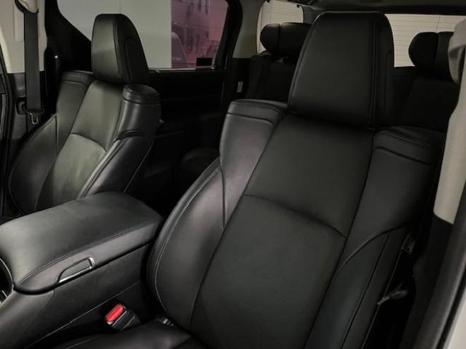 アルファードハイブリッドＳＲ　Ｃパッケージ　本州仕入　ワンオーナー　寒冷地仕様　禁煙車　電動ツインサンルーフ　ＪＢＬサウンド　プリクラッシュ　レーダークルーズ　社外１７インチＡＷ　社外１７ＡＷ＋スタッドレスタイヤ付　純正ナビ（フルセグ地デジ　ＤＶＤ再生　Ｂｌｕｅｔｏｏｔｈ）＋バックカメラ　純正リアフリップダウンモニター　全方位カメラ　デジタルインナーミラー　両側パワースライドドア　パワーバックドア　純正ブラックレザーシート　電動オットマン　ＬＥＤヘッドライト　純正ドライブレコーダー 4WD 2500 5Dr