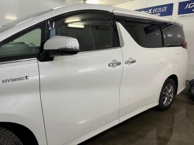 アルファードハイブリッドＳＲ　Ｃパッケージ　本州仕入　ワンオーナー　寒冷地仕様　禁煙車　電動ツインサンルーフ　ＪＢＬサウンド　プリクラッシュ　レーダークルーズ　社外１７インチＡＷ　社外１７ＡＷ＋スタッドレスタイヤ付　純正ナビ（フルセグ地デジ　ＤＶＤ再生　Ｂｌｕｅｔｏｏｔｈ）＋バックカメラ　純正リアフリップダウンモニター　全方位カメラ　デジタルインナーミラー　両側パワースライドドア　パワーバックドア　純正ブラックレザーシート　電動オットマン　ＬＥＤヘッドライト　純正ドライブレコーダー 4WD 2500 5Dr