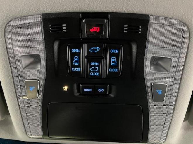 アルファードハイブリッドＳＲ　Ｃパッケージ　本州仕入　ワンオーナー　寒冷地仕様　禁煙車　電動ツインサンルーフ　ＪＢＬサウンド　プリクラッシュ　レーダークルーズ　社外１７インチＡＷ　社外１７ＡＷ＋スタッドレスタイヤ付　純正ナビ（フルセグ地デジ　ＤＶＤ再生　Ｂｌｕｅｔｏｏｔｈ）＋バックカメラ　純正リアフリップダウンモニター　全方位カメラ　デジタルインナーミラー　両側パワースライドドア　パワーバックドア　純正ブラックレザーシート　電動オットマン　ＬＥＤヘッドライト　純正ドライブレコーダー 4WD 2500 5Dr