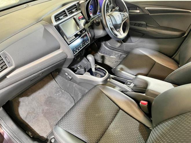 フィット15X Lパッケージ 4WD 5年保証 スマキー エンスタ クルコン 寒冷地仕様 禁煙 車検整備2年付