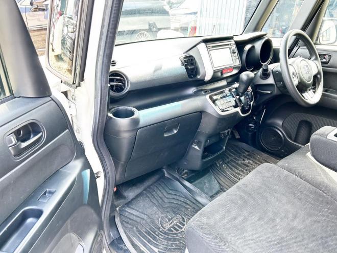 N-BOX660G Lパッケージ 4WD　ローンが不安な方＜優遇ローン＞　本州仕入　パワスラ　TV　バックカメラ 4WD 660 5Dr