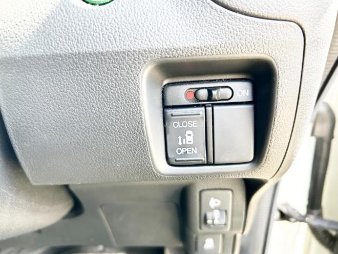 N-BOX660G Lパッケージ 4WD　ローンが不安な方＜優遇ローン＞　本州仕入　パワスラ　TV　バックカメラ 4WD 660 5Dr