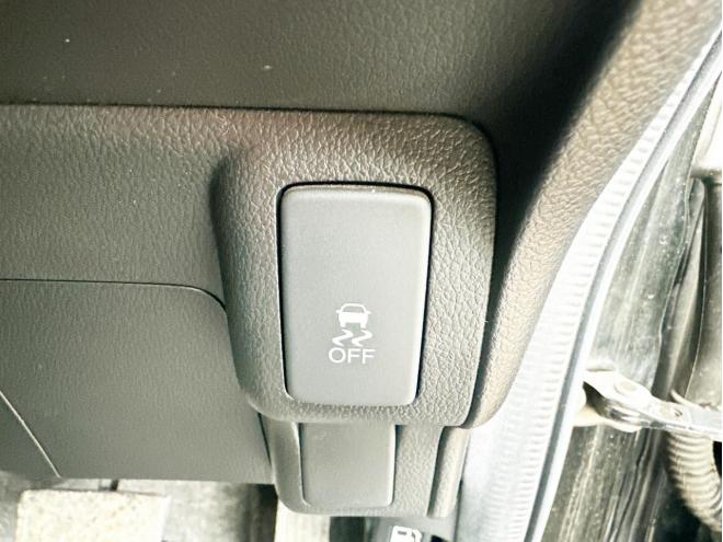 N-BOX660GターボSSパッケージ 4WD　ローンが不安な方＜優遇ローン＞1年保証　本州仕入　両側パワースライドドア 