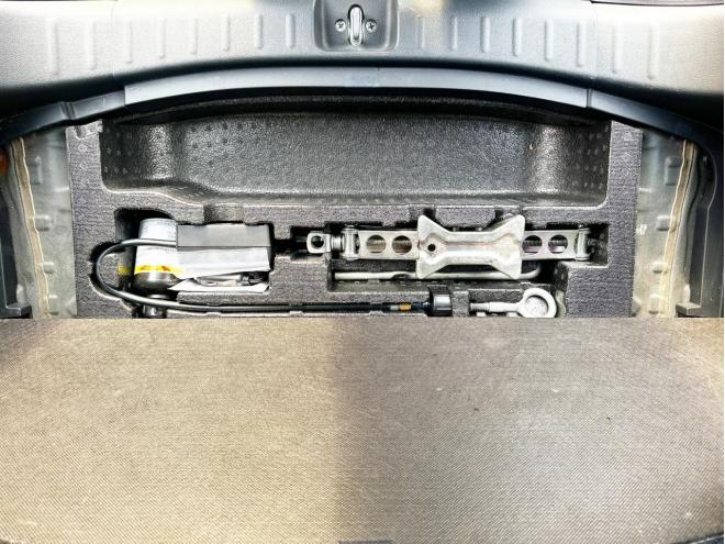 N-BOX660GターボSSパッケージ 4WD　ローンが不安な方＜優遇ローン＞1年保証　本州仕入　両側パワースライドドア 