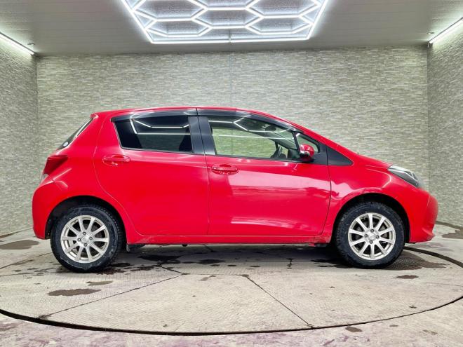 ヴィッツ1.3U 4WD 5年保証 スマキー ナビ ETC 寒冷地仕様 禁煙 車検整備2年付 修復歴無