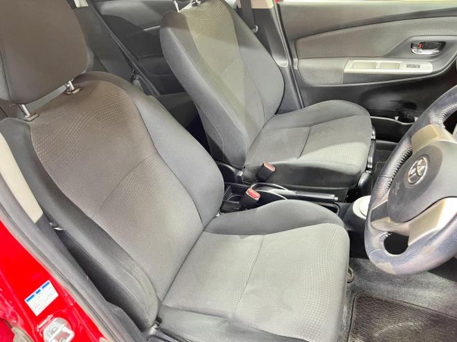 ヴィッツ1.3U 4WD 5年保証 スマキー ナビ ETC 寒冷地仕様 禁煙 車検整備2年付 修復歴無