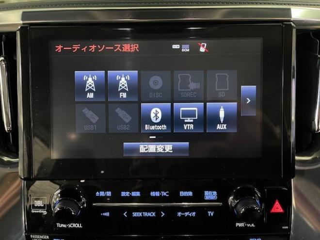アルファードハイブリッドＳＲ　本州仕入　禁煙車　ＪＢＬサウンド　リアエンターテイメントシステム　プリクラッシュ　レーダークルーズ　純正１７インチＡＷ　社外１７ＡＷ＋スタッドレスタイヤ付　純正ナビ（フルセグ地デジ　ＤＶＤ再生　Ｂｌｕｅｔｏｏｔｈ）＋バックカメラ　全方位カメラ　純正リアフリップダウンモニター　デジタルインナーミラー　両側パワースライドドア　パワーバックドア　純正ブラックレザーシート　電動オットマン　ＬＥＤヘッドライト　ドライブレコーダー 4WD 2500 5Dr