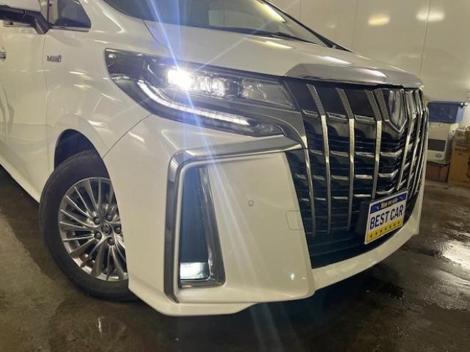 アルファードハイブリッドＳＲ　本州仕入　禁煙車　ＪＢＬサウンド　リアエンターテイメントシステム　プリクラッシュ　レーダークルーズ　純正１７インチＡＷ　社外１７ＡＷ＋スタッドレスタイヤ付　純正ナビ（フルセグ地デジ　ＤＶＤ再生　Ｂｌｕｅｔｏｏｔｈ）＋バックカメラ　全方位カメラ　純正リアフリップダウンモニター　デジタルインナーミラー　両側パワースライドドア　パワーバックドア　純正ブラックレザーシート　電動オットマン　ＬＥＤヘッドライト　ドライブレコーダー 4WD 2500 5Dr