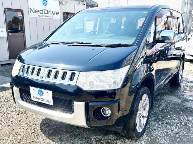 デリカD5　2.4シャモニー 4WD　ローンが不安な方＜優遇ローン＞　本州仕入 寒冷地　純正ナビ　両側PWスラ