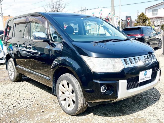 デリカD5　2.4シャモニー 4WD　ローンが不安な方＜優遇ローン＞　本州仕入 寒冷地　純正ナビ　両側PWスラ