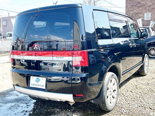 デリカD5　2.4シャモニー 4WD　ローンが不安な方＜優遇ローン＞　本州仕入 寒冷地　純正ナビ　両側PWスラ