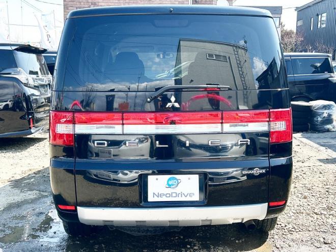 デリカD5　2.4シャモニー 4WD　ローンが不安な方＜優遇ローン＞　本州仕入 寒冷地　純正ナビ　両側PWスラ