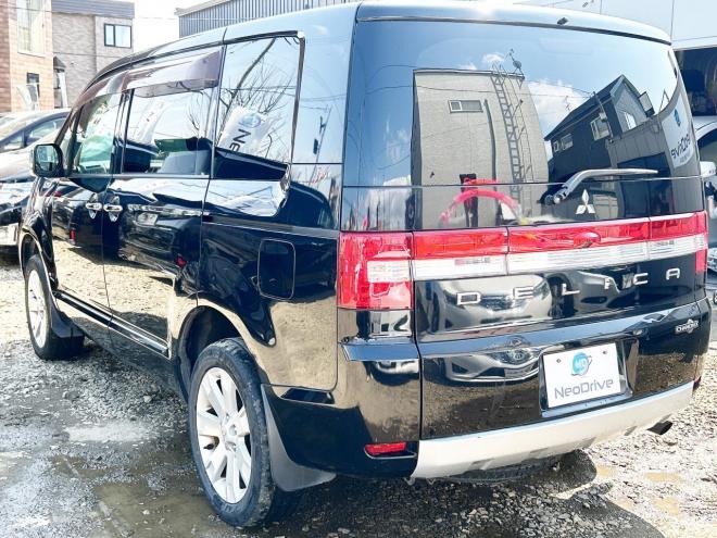 デリカD5　2.4シャモニー 4WD　ローンが不安な方＜優遇ローン＞　本州仕入 寒冷地　純正ナビ　両側PWスラ