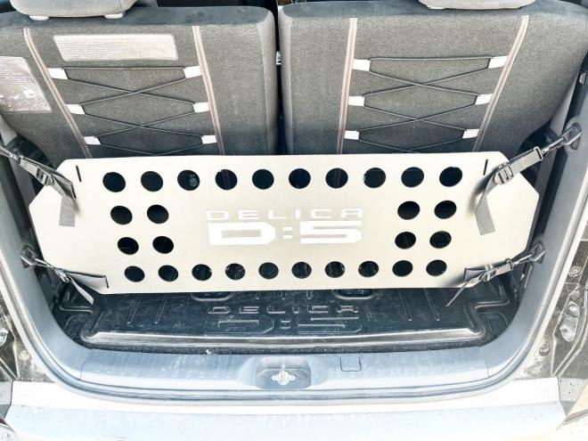 デリカD5　2.4シャモニー 4WD　ローンが不安な方＜優遇ローン＞　本州仕入 寒冷地　純正ナビ　両側PWスラ
