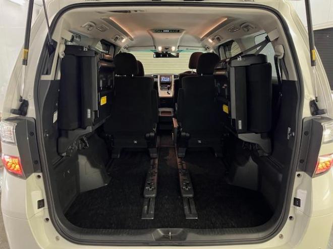ヴェルファイア２．４Ｚ　プラチナセレクションⅡ　本州仕入　禁煙車　ＷＡＫＯＳバリアスコーティング済　純正１８インチＡＷ　純正１６ＡＷ＋スタッドレスタイヤ付　純正ＨＤＤナビ（ＣＤ＆ＤＶＤ再生　フルセグ地デジ　Ｂｌｕｅｔｏｏｔｈ）＋バックカメラ　フロントブラインドカメラ　両側パワースライドドア　パワーバックドア　ドライブレコーダー　クルーズコントロール　７人乗りキャプテンシート　オットマン　コーナーセンサー　横滑り防止装置　ＰＵＳＨスタート　スマートキー　タイミングチェーン車　ＨＩＤヘッドライト　ビルトインＥＴＣ 4WD 