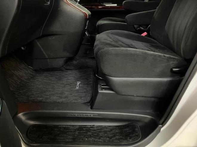 ヴェルファイア２．４Ｚ　プラチナセレクションⅡ　本州仕入　禁煙車　ＷＡＫＯＳバリアスコーティング済　純正１８インチＡＷ　純正１６ＡＷ＋スタッドレスタイヤ付　純正ＨＤＤナビ（ＣＤ＆ＤＶＤ再生　フルセグ地デジ　Ｂｌｕｅｔｏｏｔｈ）＋バックカメラ　フロントブラインドカメラ　両側パワースライドドア　パワーバックドア　ドライブレコーダー　クルーズコントロール　７人乗りキャプテンシート　オットマン　コーナーセンサー　横滑り防止装置　ＰＵＳＨスタート　スマートキー　タイミングチェーン車　ＨＩＤヘッドライト　ビルトインＥＴＣ 4WD 