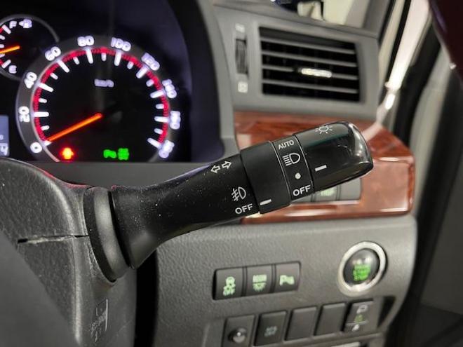 ヴェルファイア２．４Ｚ　プラチナセレクションⅡ　本州仕入　禁煙車　ＷＡＫＯＳバリアスコーティング済　純正１８インチＡＷ　純正１６ＡＷ＋スタッドレスタイヤ付　純正ＨＤＤナビ（ＣＤ＆ＤＶＤ再生　フルセグ地デジ　Ｂｌｕｅｔｏｏｔｈ）＋バックカメラ　フロントブラインドカメラ　両側パワースライドドア　パワーバックドア　ドライブレコーダー　クルーズコントロール　７人乗りキャプテンシート　オットマン　コーナーセンサー　横滑り防止装置　ＰＵＳＨスタート　スマートキー　タイミングチェーン車　ＨＩＤヘッドライト　ビルトインＥＴＣ 4WD 
