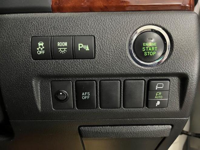 ヴェルファイア２．４Ｚ　プラチナセレクションⅡ　本州仕入　禁煙車　ＷＡＫＯＳバリアスコーティング済　純正１８インチＡＷ　純正１６ＡＷ＋スタッドレスタイヤ付　純正ＨＤＤナビ（ＣＤ＆ＤＶＤ再生　フルセグ地デジ　Ｂｌｕｅｔｏｏｔｈ）＋バックカメラ　フロントブラインドカメラ　両側パワースライドドア　パワーバックドア　ドライブレコーダー　クルーズコントロール　７人乗りキャプテンシート　オットマン　コーナーセンサー　横滑り防止装置　ＰＵＳＨスタート　スマートキー　タイミングチェーン車　ＨＩＤヘッドライト　ビルトインＥＴＣ 4WD 